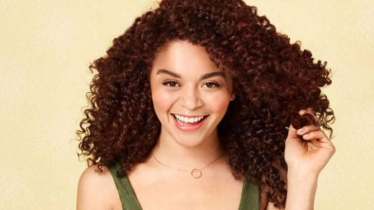 The Top Summer Hairstyles for Curly Hair | Hair Care