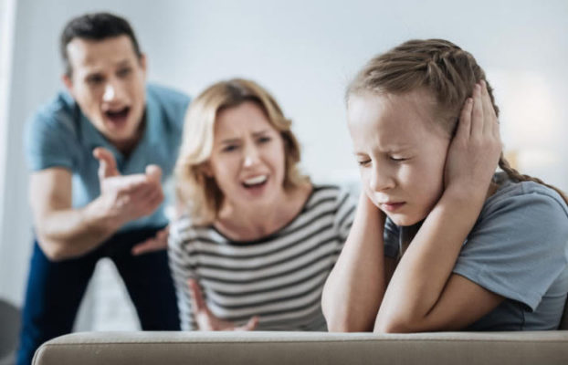 how-yelling-parents-hurt-kids