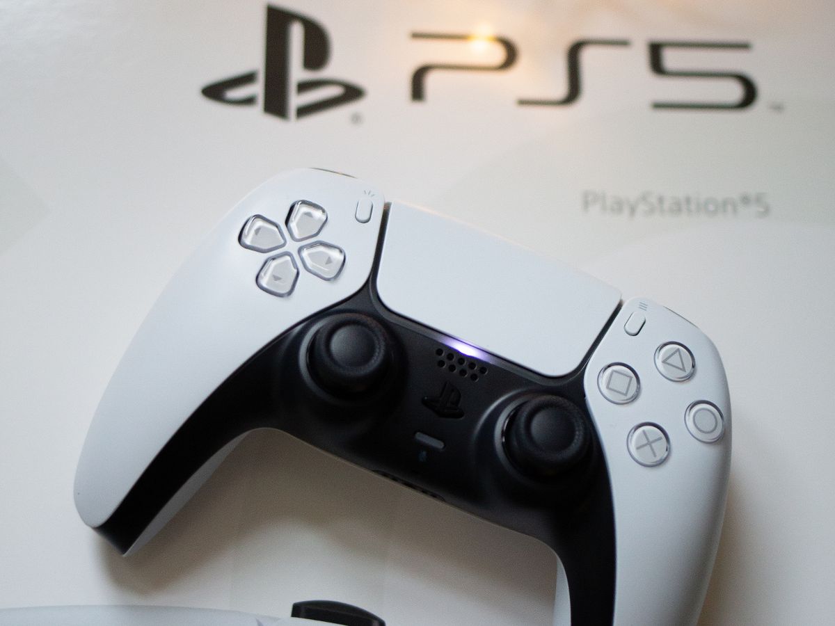 PS5 'stolen' claims probed by Amazon after customers find 'kitchen ...
