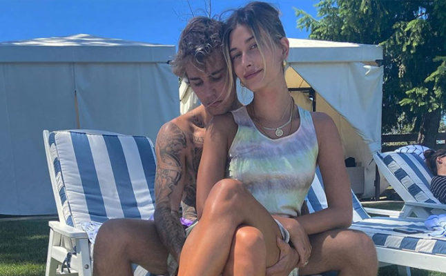 Shirtless Justin Bieber And Bikini Clad Hailey Baldwin Will Set Your Holiday Mood Right 3206