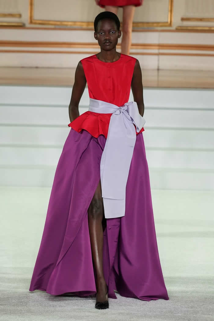 Carolina Herrera FALL 2023 READY-TO-WEAR