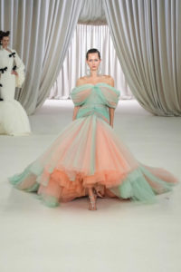 Giambattista Valli Spring 2023 Couture Collection