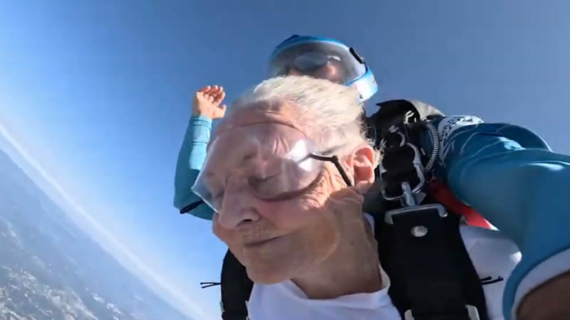 Grandma Birthday Skydive